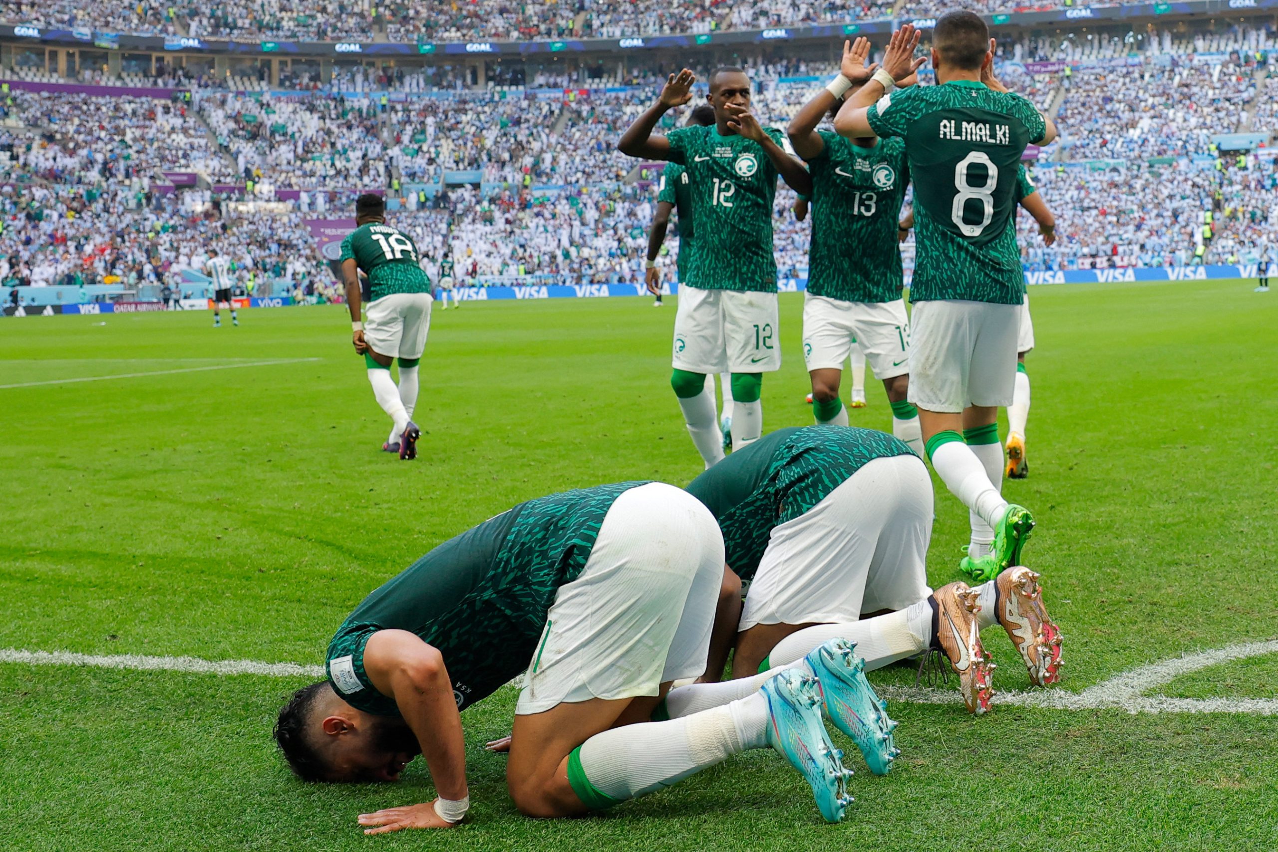 المنتشري يفتح النيران ويطالب بالتحقيق في سبب اتدهور مستوى المنتخب